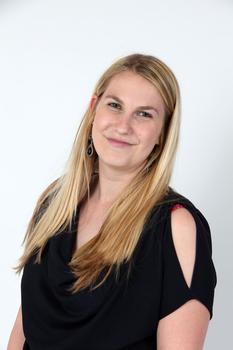 Bijles wiskunde, studiebegeleiding of Engels met Leen