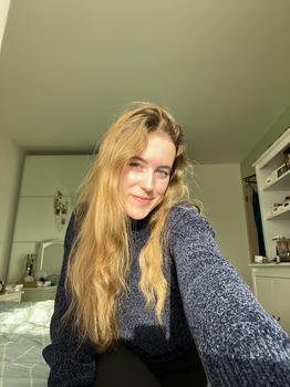 Bijles huiswerkbegeleiding, basisonderwijs of studiebegeleiding met Lotte