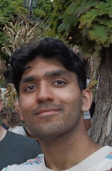 Bijles wiskunde, Engels of economie met Arjun