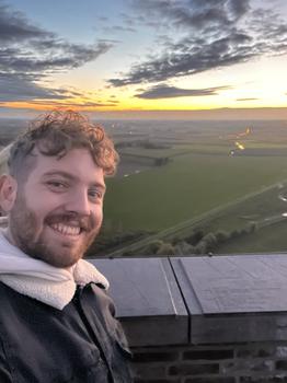 Bijles wiskunde, studiebegeleiding of elektriciteit met Lewis
